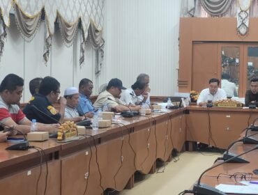 RDP Pengusaha kapal Nunukan - Tawau menyoal dugaan pungli pemilik Pelabuhan Tawau sejak 2015. 