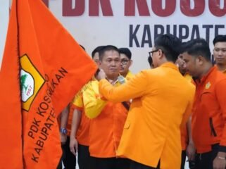 Pelantikan Pengurus Daerah Kolektif (PDK) Kesatuan Organisasi Serbaguna Gotong Royong (KOSGORO) 1957 Kabupaten Nunukan, di Caffe Sayn & Resto, Sabtu (2/5/2026) malam. Dok.Prokopim.