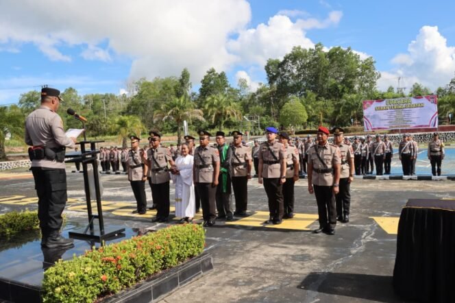 
					Sejumlah perwira utama Polres Nunukan mengikuti Sertijab di Lapangan Mako Polres Nunukan, Kamis (21/5/2026). Dok.Polres Nunukan.