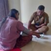 Wanita ODGJ yang melahirkan bayi saat diperiksa oleh petugas kesehatan. Dok.DSP3A Nunukan.