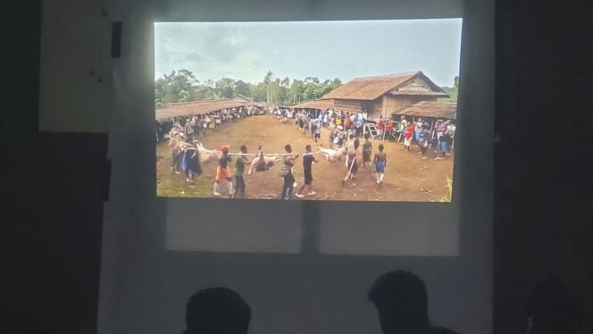 
					LMND Nunukan, Kalimantan Utara, menggelar nonton bareng (Nobar) dan diskusi film ‘Pesta Babi’, di LAN Café, Jalan Antasari, Nunukan Timur, Sabtu (23/5/2026) malam.