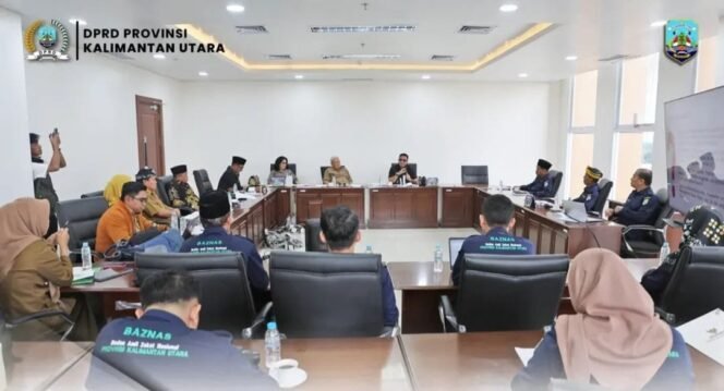 
					Komisi IV DPRD Kalimantan Utara, menggelar Rapat Dengar Pendapat (RDP) membahas persoalan beban operasional yang belum terpenuhi, bersama Badan Amil Zakat Nasional (Baznas), Senin (4/5/2026).  Dok.DPRD Kaltara.