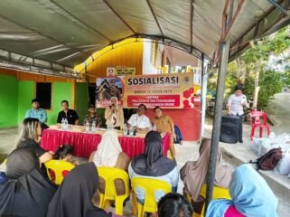 Anggota DPRD Nunukan, Ustania, mensosialisasikan Peraturan Daerah (Perda) Nunukan, Nomor 16 tahun 2015 tentang Pencegahan dan Penanganan Korban Perdagangan Orang. Dok.DPRD Nunukan.