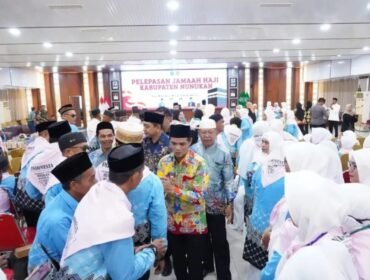 Bupati Nunukan, Irwan Sabri, melepas keberangkatan 222 Calon Jemaah Haji (CJH) Kabupaten Nunukan Tahun 1447 Hijriah/2026 Masehi, Kamis (30/4/2026). Dok.Prokopim.