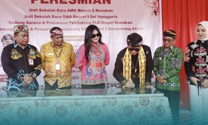 
					Gubernur Kaltara, Zainal Arifin Paliwang saat meresmikan 4 USB di Nunukan, Senin (25/5/2026). Dok.Biro Adpim Kaltara.