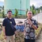 Anggota DPRD Nunukan, Andre Pratama bersama Humas PT Sampurna saat monitoring harga TBS di Pulau Sebatik. Dok.Andre Pratama.