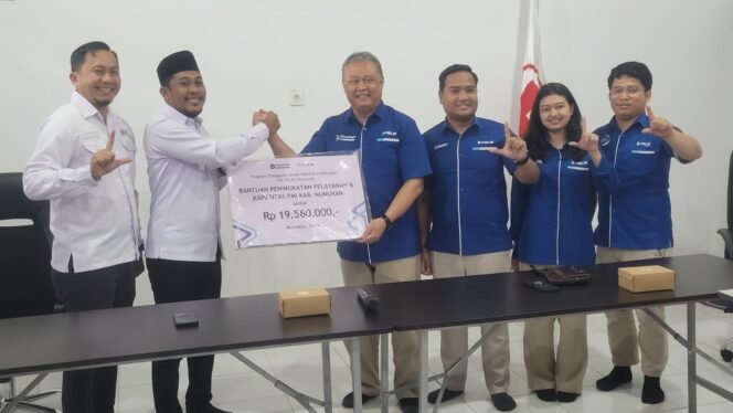 
					Pemberian TJSL PT Pelni senilai Rp 19.560.000 kepada PMI Nunukan, Rabu (1/7/2026).