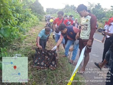Sesosok jasad bayi perempuan ditemukan tewas membusuk di semak semak pinggir jalan, di perbatasan antara Desa Padaidi dengan Desa Sungai Manurung, Pulau Sebatik, Nunukan, Kalimantan Utara, Minggu (23/8/2026) sekitar pukul 17.41 wita. Dok.Polsek Sebatik Timur.