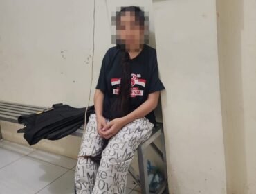N (21) diduga sebagai pelaku sekaligus ibu dari bayi perempuan yang ditemukan tewas membusuk dalam tas hitam di semak semak pinggir pinggir jalan di Jalan Jenderal Sudirman RT. 004, Desa Padaidi, Sebatik Timur, pada Minggu (23/8/2026). Dok.Polres Nunukan.