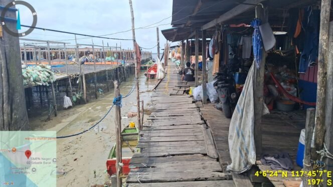 
					Salah satu jembatan jerambah di Sebatik yang perlu segera diperbaiki. Dok.Andre Pratama.