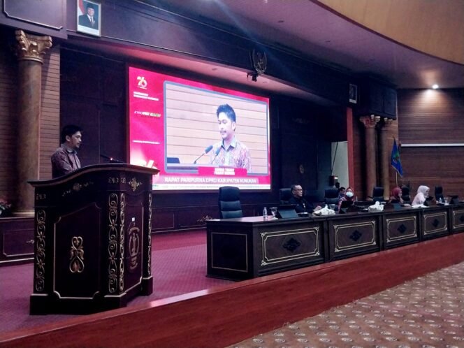 
					Jubir Fraksi Hanura DPRD Nunukan, Ahmad Triadi membacakan pandangan fraksi menjawab nota penyampaian APBDP 2026. 