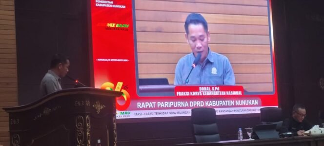 
					Jubir KKN, Donal saat rapat paripurna penyampaian pandangan fraksi DPRD atas Raperda APBDP 2026, Kamis (17/9/2026).
