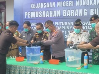 Pemusnahan barang bukti 58 kasus pidana di Kejari Nunukan.