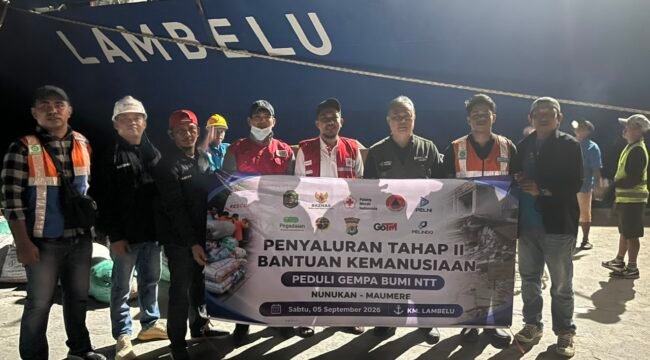 PMI Nunukan salurkan donasi bantuan bencana untuk warga NTT melalui Pelabuhan Tunon Taka, Nunukan. Dok.PMI Nunukan.