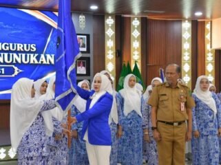 Pengukuhan 70 Pengurus Dewan Pimpinan Cabang Ikatan Wanita Pengusaha Indonesia (DPC IWAPI) Kabupaten Nunukan periode 2026–2031. Dok.Prokopim Nunukan.