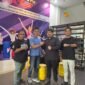 Ketua KONI Nunukan, Muhammad Yasin (kemeja hitam panjang) bersama pengurus KONI dan Owner Nine Gym, Mukhlis (kaos biru) berkolaborasi untuk pembinaan atlet jelang Porprov Kaltara 2026.Dok.KONI Nunukan.