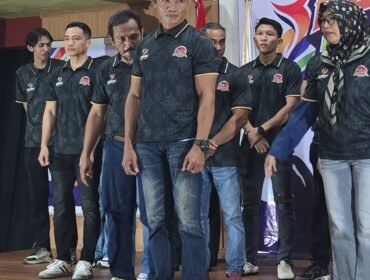 Ketua PERBAFI Nunukan, Mukhlis saat dilantik, Sabtu (5/9/2026) malam.