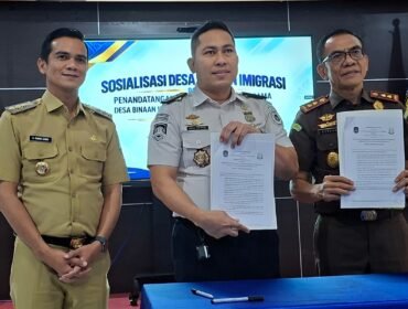 Bupati Nunukan, Irwan Sabri bersama Kakanim Nunukan, Adrian Soetrisno dan Kajari Nunukan, Burhanuddin saat menghadiri sosialisasi PIMPASA di Kantor Imigrasi Nunukan, Senin (21/9/2026). Dok.Budi.