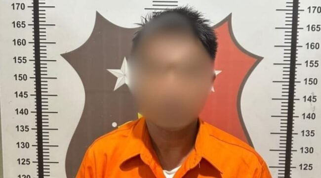 Oknum PPPK PW cabul yang diamankan polisi karena mencabuli pelajar SMP. S mengaku pernah menjadi korban pelecehan saat SMP dan membuatnya memiliki ketertarikan sesama jenis. Dok.Polres Nunukan.