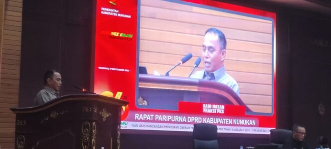 
					Juru Bicara Fraksi PKS DPRD Nunukan, Said Hasan, saat membacakan pandangan fraksi atas Raperda APBDP Nunukan 2026. Kamis (17/9/2026).