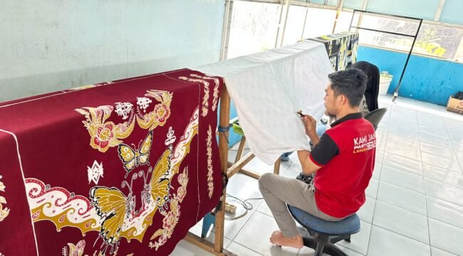Para WBP Lapas Nunukan yang menekuni seni membatik. Dok.LAPAS Nunukan.
