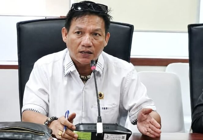 
					Anggota DPRD Nunukan, Rian Antoni. 