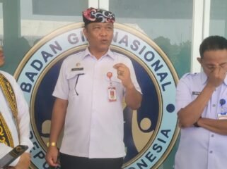 Asisten Bidang Pemerintahan dan Kesejahteraan Rakyat Pemprov Kaltara, Sanusi, saat menghadiri peresmian SPPG Sungai Nyamuk Sebatik Timur, Rabu (14/10/2026).