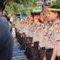 Anggota Polres Nunukan mengenakan ragam topi adat dalam Upacara Peringatan Sumpah Pemuda ke 98, di Lapangan Tribrata, Mako Polres Nunukan, Rabu (28/10/2026). Dok.Polres Nunukan.