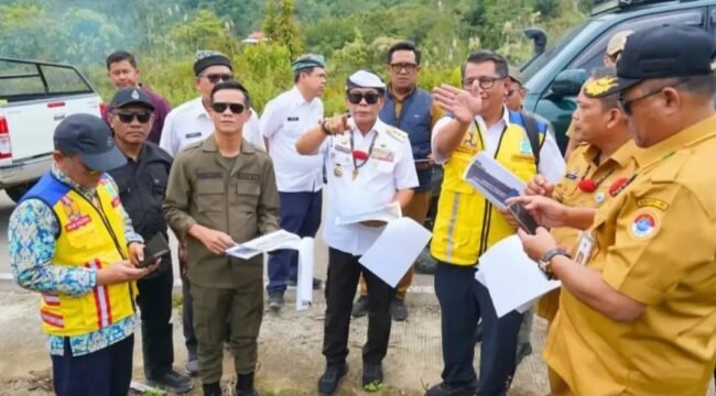 Kunjungan Kementerian PU ke Krayan, membahas pembangunan jalan Krayan - Malinau yang bakal dituntaskan 2028. Dok.Prokopim Nunukan.