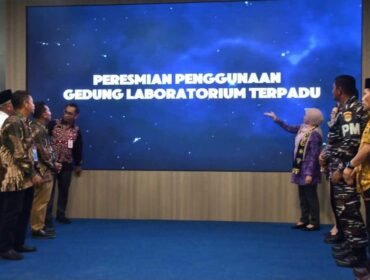 Asisten Perekonomian dan Pembangunan Kabupaten Nunukan, Juni Mardiansyah menghadiri peresmian Gedung Laboratorium Terpadu Politeknik Negeri Nunukan (PNN) yang berlangsung di Kampus Politeknik Negeri Nunukan, Jalan Limau, Sedadap, Nunukan Selatan, Jumat (16/10/2026). Dok.Prokopim Nunukan.