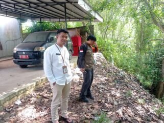 Bagian lereng di belakang kantor KPU Nunukan yang menurut BPBD rawan longsor dan diminta segera dilakukan langkah antisipasi dini. Dok.BPBD Nunukan.
