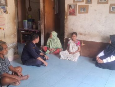 Nurazima (26) mahasiswi semester 1 Poltek Nunukan saat didatangi Anggota DPRD Nunukan, Andi Fajrul Syam dan Kaprodi Teknik Alat Berat Poltek Nunukan, Canda Putri Anggini. Dok.Andi Fajrul.