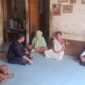 Nurazima (26) mahasiswi semester 1 Poltek Nunukan saat didatangi Anggota DPRD Nunukan, Andi Fajrul Syam dan Kaprodi Teknik Alat Berat Poltek Nunukan, Canda Putri Anggini. Dok.Andi Fajrul.