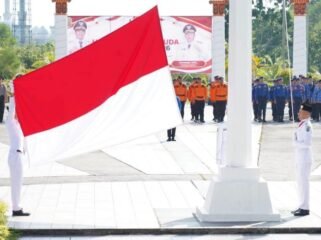 Upacara peringatan Sumpah Pemuda ke 98 di Halaman Kantor Bupati Nunukan. Dok.Prokopim.